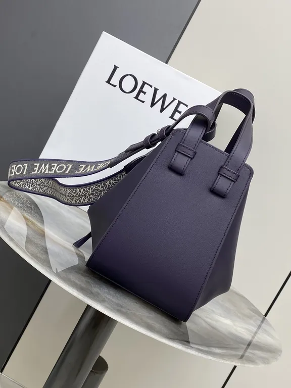 Loewe Bag 